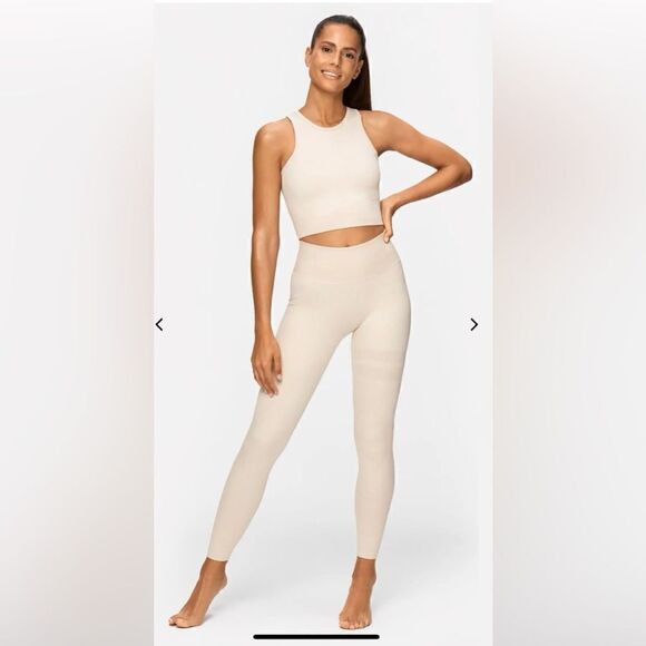 Rib Seamless Leggings | Rainy Day - Picture 5 of 9